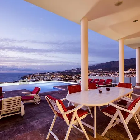 فيلة Casa Bella Vista أذيخي